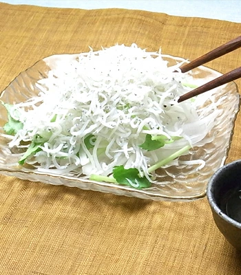 塩分30%減塩低塩分静岡遠州灘産高級しらす干し500g【ギフト】塩分カットしらす本来の旨さ引き立つ減塩加工