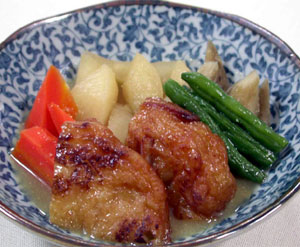 マルショウ料理レシピ　さつま揚げの料理：さつま揚げと根菜の味噌煮